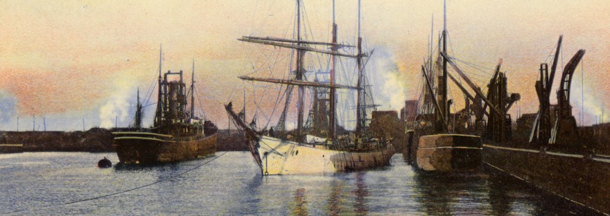 Postcard image of Bo'ness docks